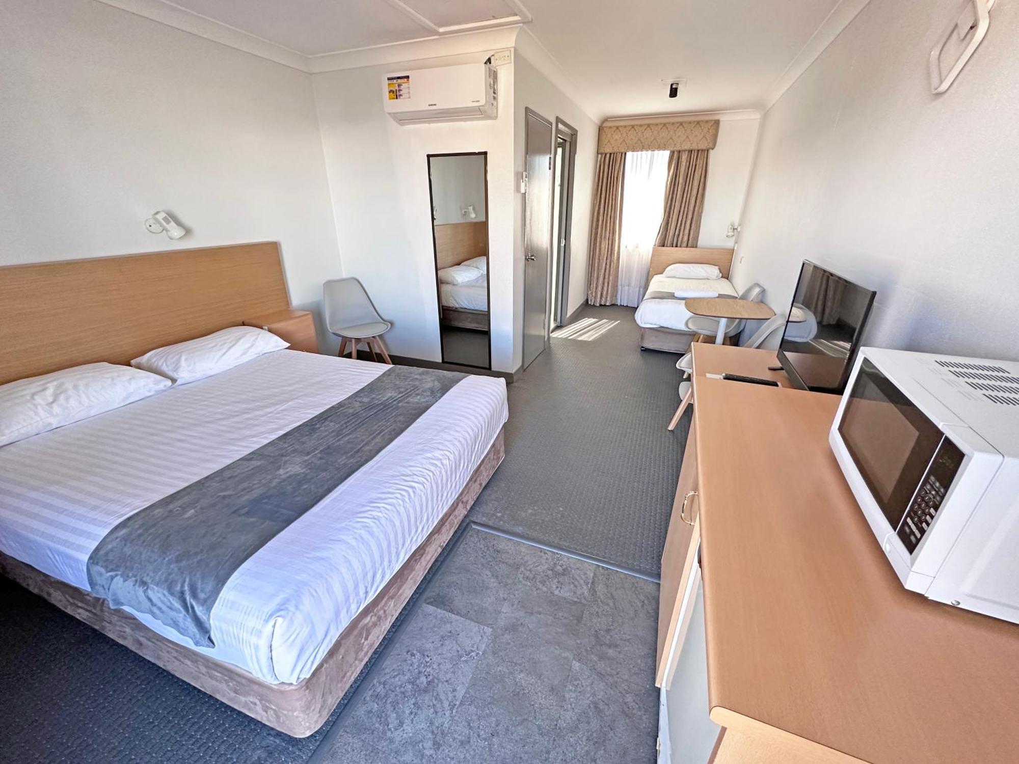 Spa Village Travel Inn Moree Eksteriør bilde