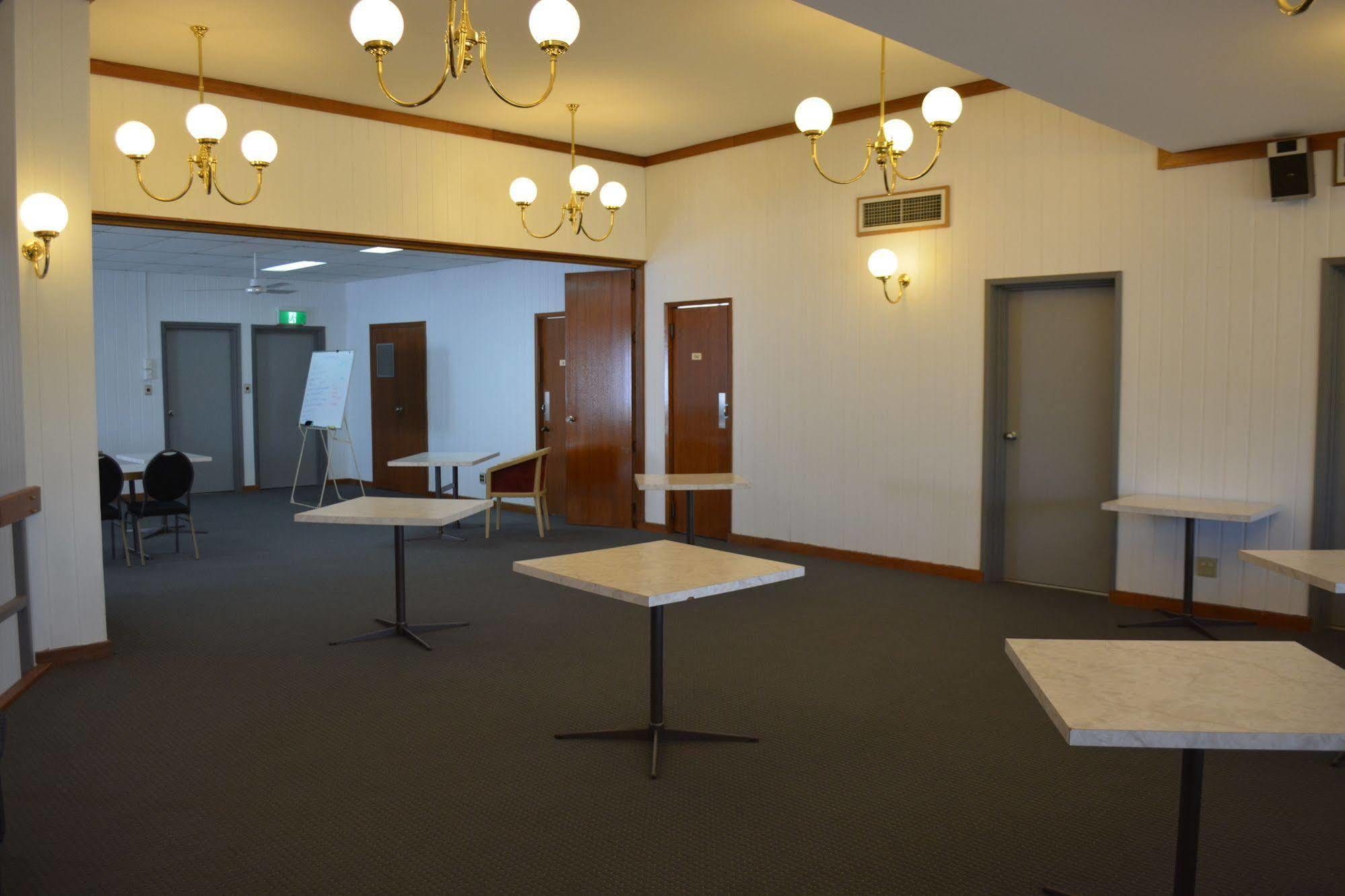 Spa Village Travel Inn Moree Eksteriør bilde